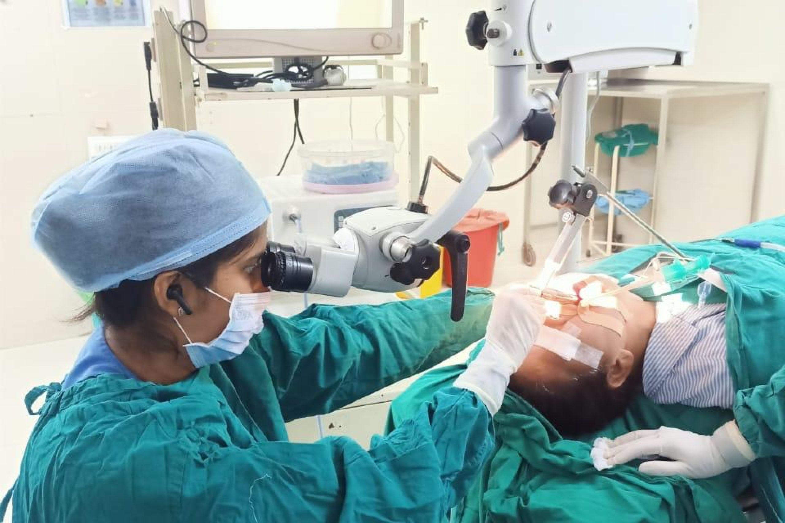 MICROLARYNGEAL SURGERY COVER PIC